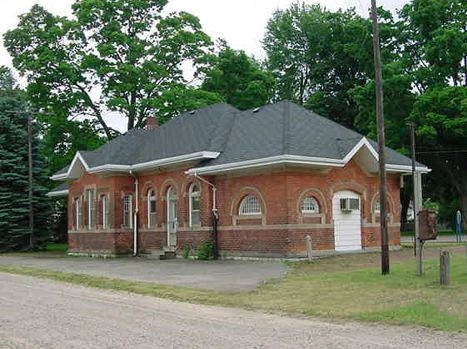 MC Columbiaville MI Depot